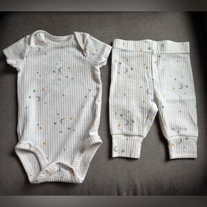 Carters White Baby Onesie and Pants Set with Stars and Moon Pattern